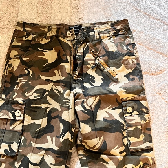 Men’s sz 34x34 cargo pants multiple pockets military army print - Picture 3 of 6